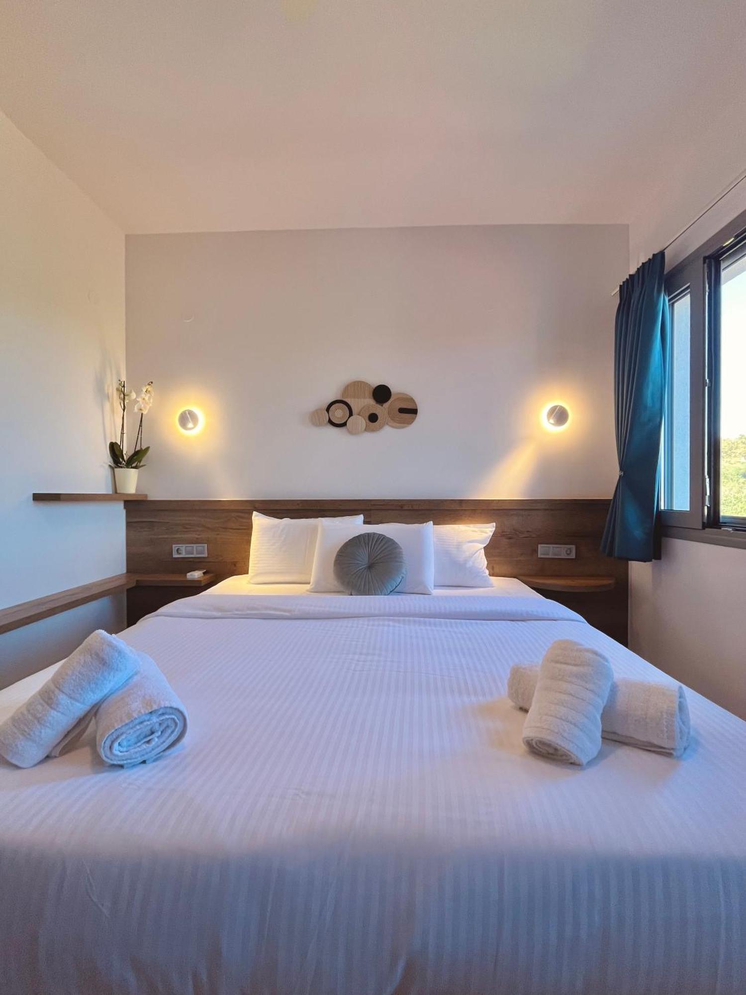 Areti Guesthouse Víssani Eksteriør billede